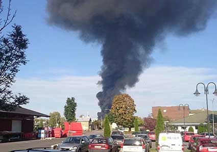 Storbrand vid soptippen i Vaggeryd