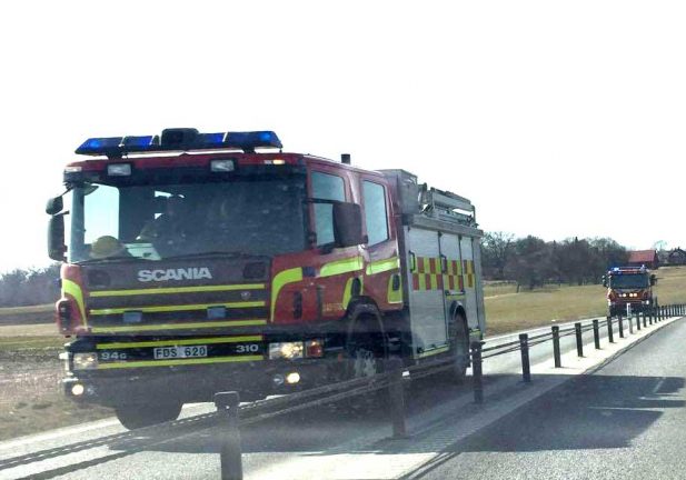 Två bränder just nu – byggnader totalförstörda