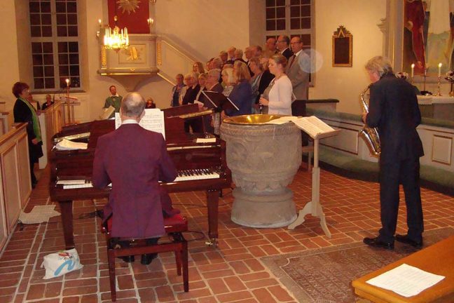 Dansbandsmusik i kyrkan