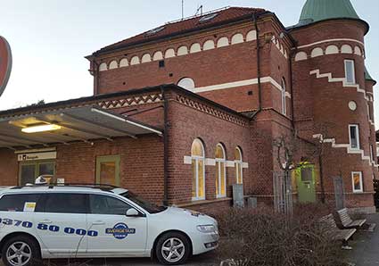 Taxibolag in i stationen