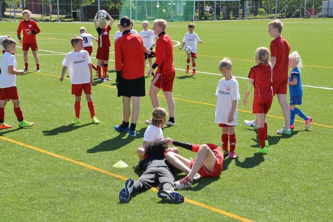 Fotbollsskola på Gröndalsplanen