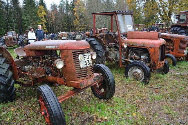 Enorm traktorsamling auktionerades bort