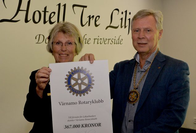 Rotary delade ut stor penninggåva