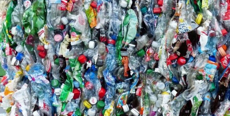 Plastbolaget överklagar konkursbeslut