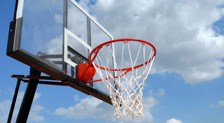 Vill ha basketplaner – så svarar kommunen