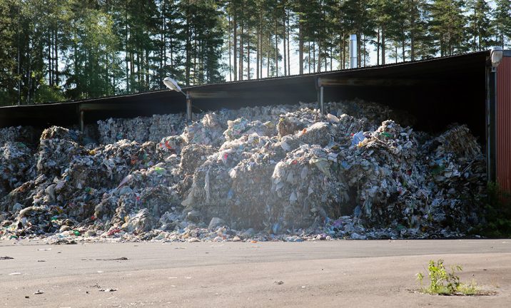 Plastberg i fokus på dialogmöte