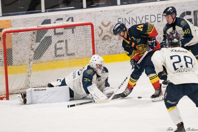 Sviten sprack – VGIK tappade 3–0 till 3–6