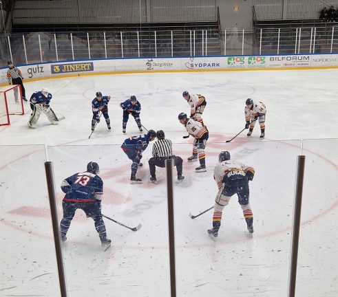 Värnamo straffades av Helsingborg i toppmötet