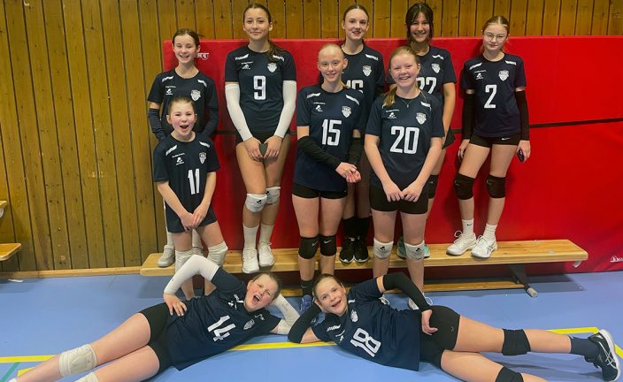 Volleyungdomar på cup