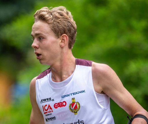 Axel vm-testar i Finland