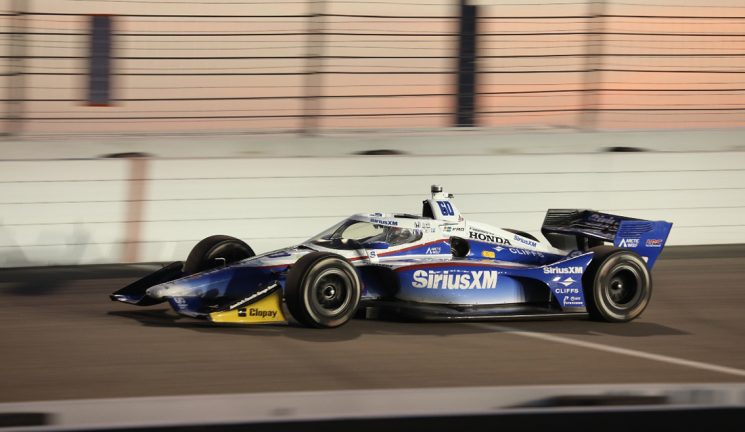 Omtumlande race för Felix Rosenqvist i St. Louis