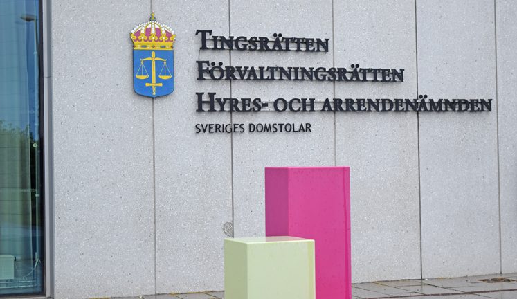Företag får böta för arbetskraft utan tillstånd