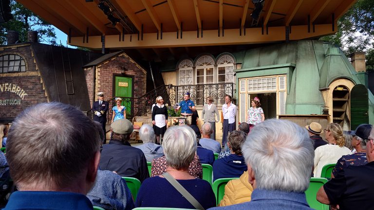 ”Kalabalik i Fabrik” för bussresenärer i SPF