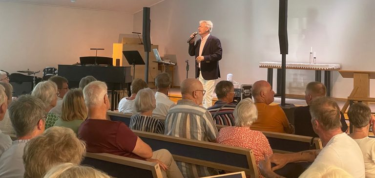 SPF:s månadsträffar kräver stora utrymmen
