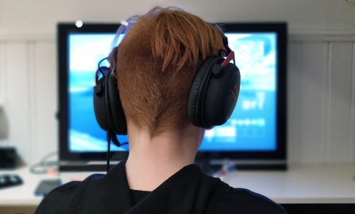 Allt fler barn utsätts för övergrepp på internet