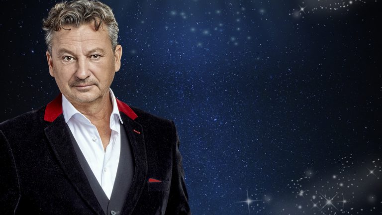 Folkkär artist skapar julstämning i Värnamo