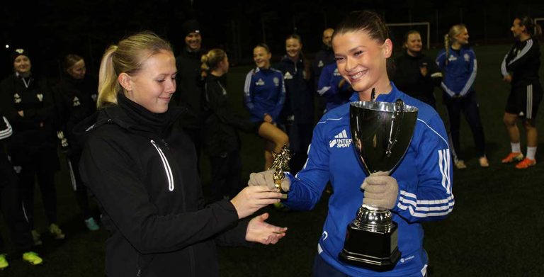 Altrina vann Morfars minne