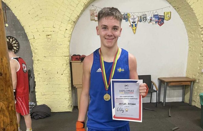 Värnamoboxare visade internationell och svensk klass